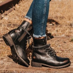 SALE🛍🦅Freebird Manchester Boots